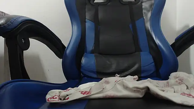 sinay024 Webcam Show