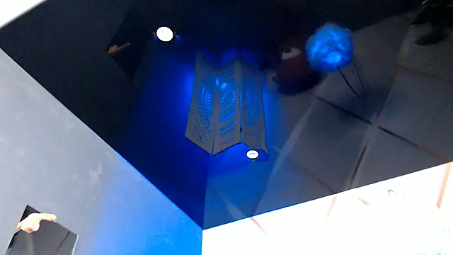 Chat +18 de OksanaOcean ao vivo