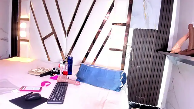 lola_hornei's Live XXX Chat