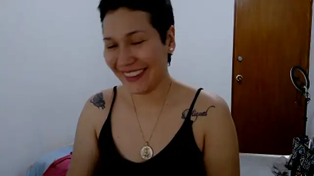 luxandracon23's Live XXX Chat