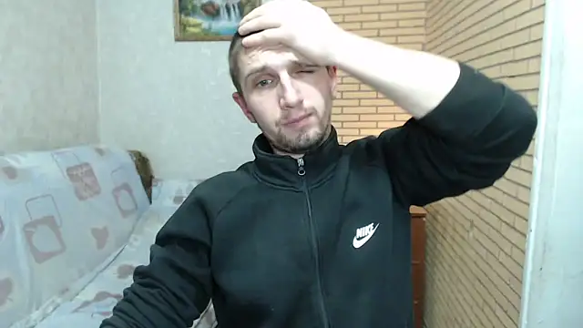 Show modela Alexilon na web-kameri