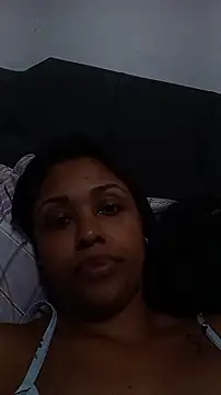 Chatroom XXX en direct de indiazinhabella27