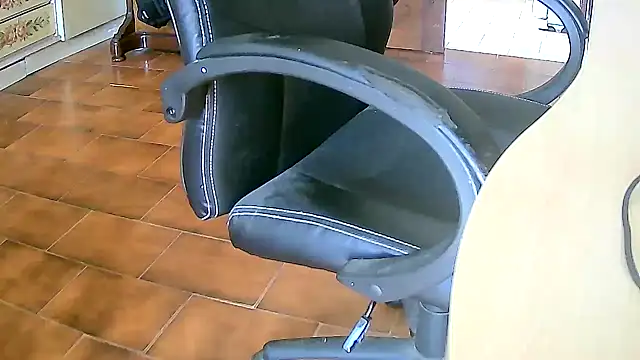 tobikoyuzu – Naživo XXX chat