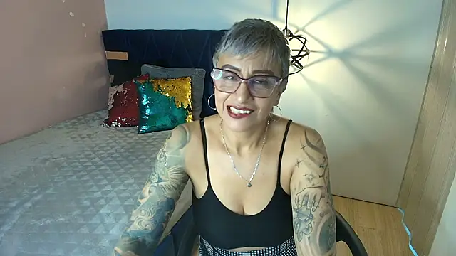 Charlotte__Gray Live XXX-Chat