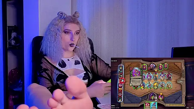 violet-siren-x Live XXX Chat