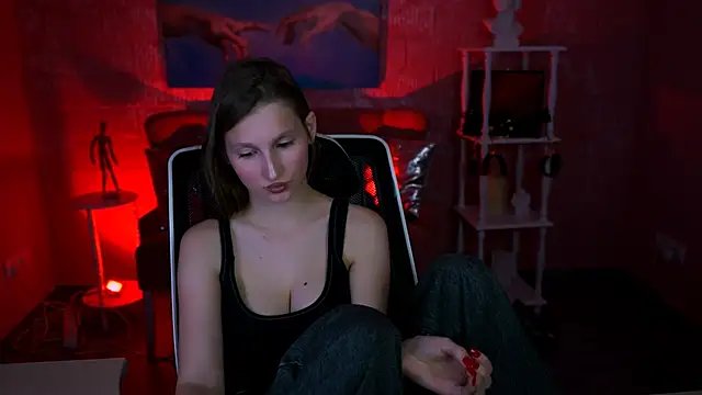 EllaHorton 现场XXX聊天