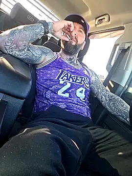 Chat XXX Live Beardedtattood