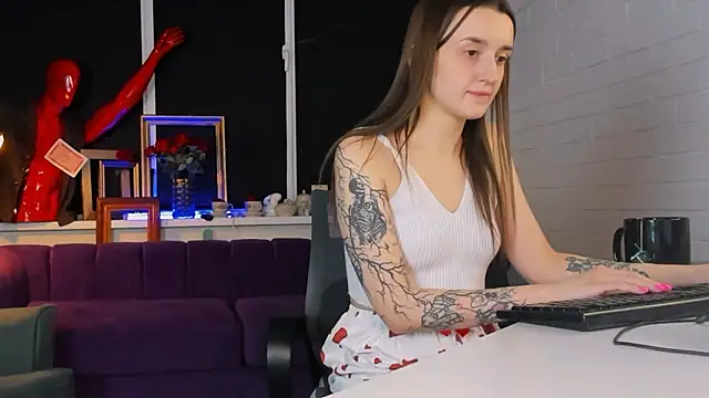 AliceLids live XXX chat