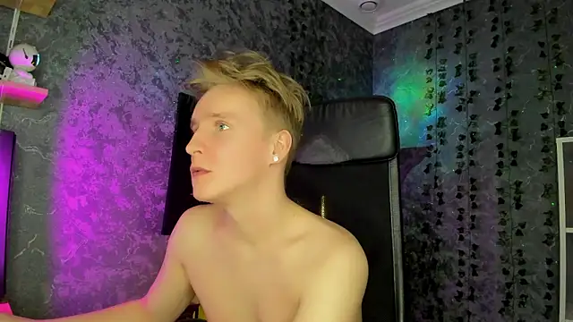 AlexxSweet 现场XXX聊天