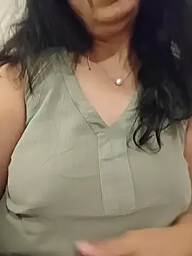 Chatroom XXX en direct de NakedMILFx