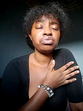 Živý XXX chat SexypuppyX