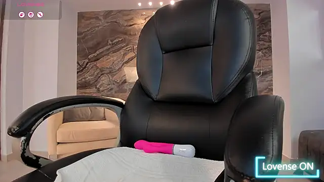 KylaMorrison's Live XXX Chat