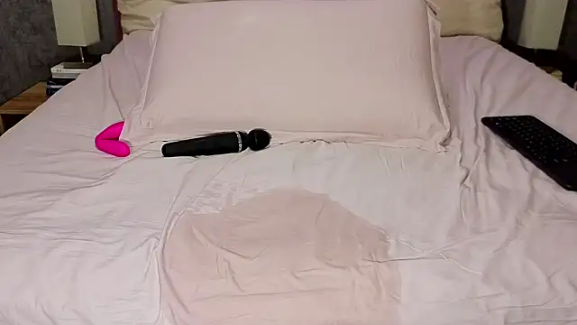 VixenRoyaleX live XXX chat