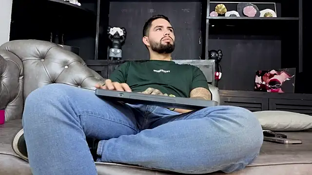 عرض كام matteosantos