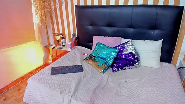 LunaToledo: онлайн-секс-чат