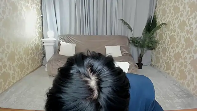 Онлайн чат XXX KiraTempt