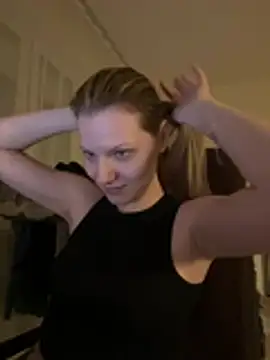 MaryHiggins Adlı Modelin Canlı XXX Sohbeti