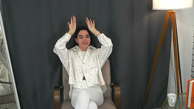 Czat XXX na żywo – HermilaClap