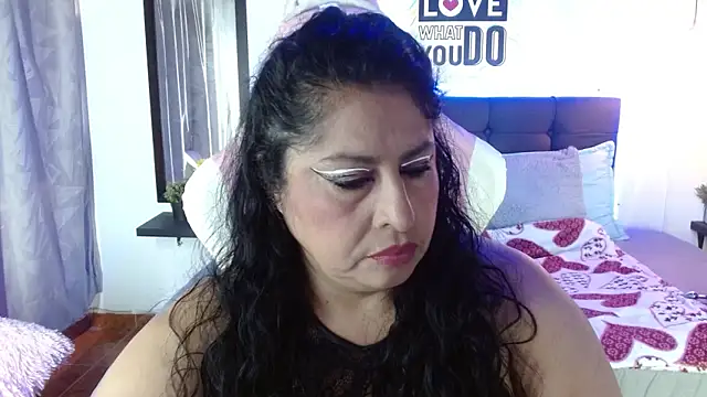 Keyla01_ élő XXX-chatje