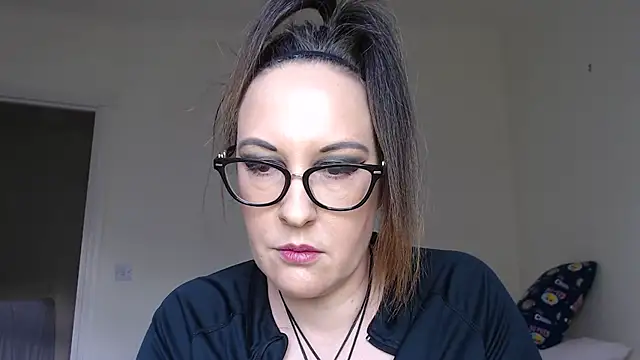 Humiliatrixxxx Webcamshow