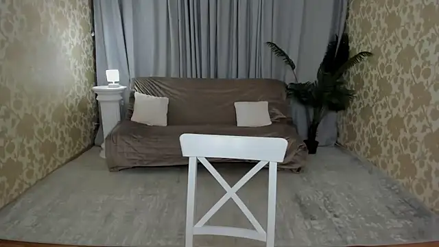 KiraTempt: απευθείας συνομιλία ΧΧΧ