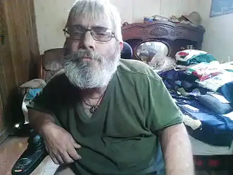 Chat XXX en directo de hearseguy77