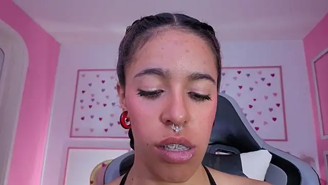 XXX chat uživo modela stephania_t