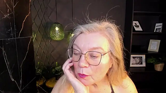 NataliMellow Live XXX-Chat