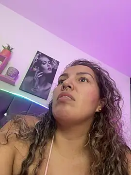 ISIS17_EF Webcam show