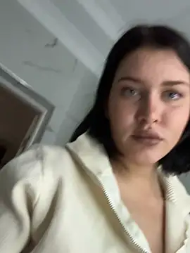 Chat XXX Live KikiWatson