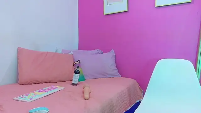 littleaprill 现场XXX聊天