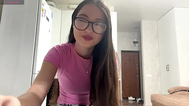 ZyntraLoom 现场XXX聊天