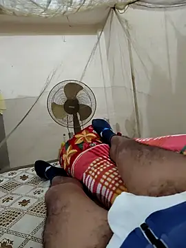 PIG_FUCKER_DADDY 网络视讯表演