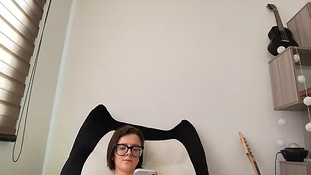 Chatroom XXX en direct de Hannah______