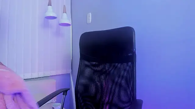 دردشة Lilo_Rose الجنسية المباشرة