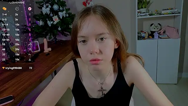 Malolly élő XXX-chatje