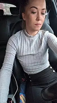 Živý XXX chat Risky_julia2330