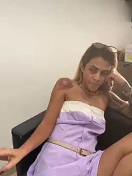 sabrinaneves' Live XXX Chat