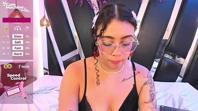antonelllepiercee's Live XXX Chat