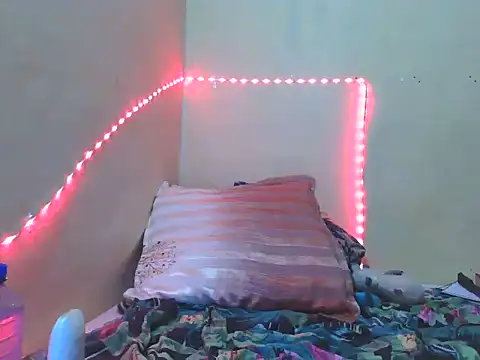 ZARIA-VIXEN Live XXX-chat