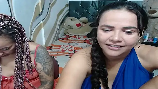 manzanahot9 লাইভ XXX চ্যাট