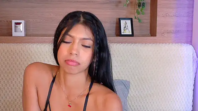 AbieHills' Live XXX Chat