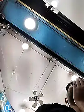 avi007p's Live XXX Chat