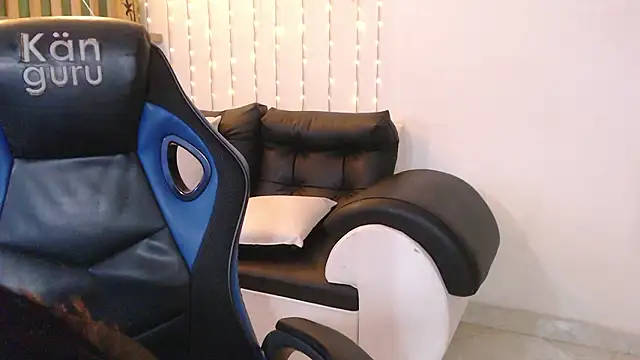 Онлайн чат XXX veronica_em1