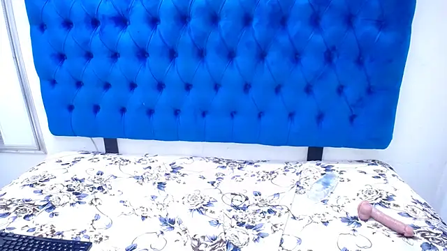 Chat +18 de Amberdiamondmmm ao vivo