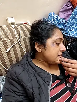 Chat +18 de Hot-Sana2 ao vivo