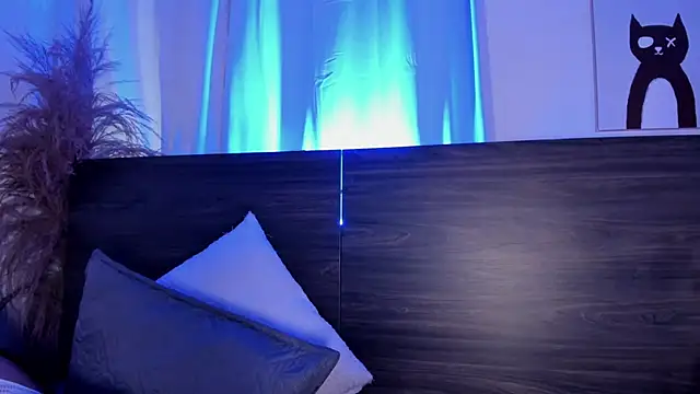 Klohewilliams_ লাইভ XXX চ্যাট