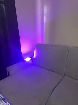 isabella-collins- Show Webcam