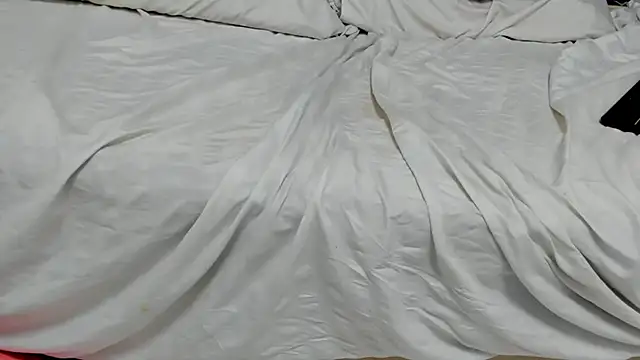 Онлайн чат XXX BellaSky1