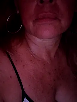 Kasandra_Ho 在線直播表演